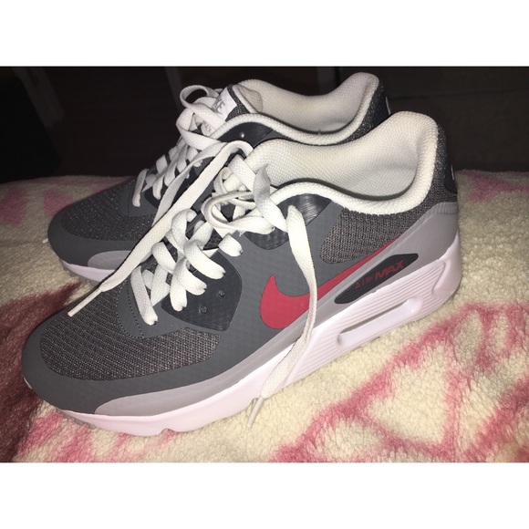 Nike Air Max 90 Ultra Essential - Picture 2 of 4